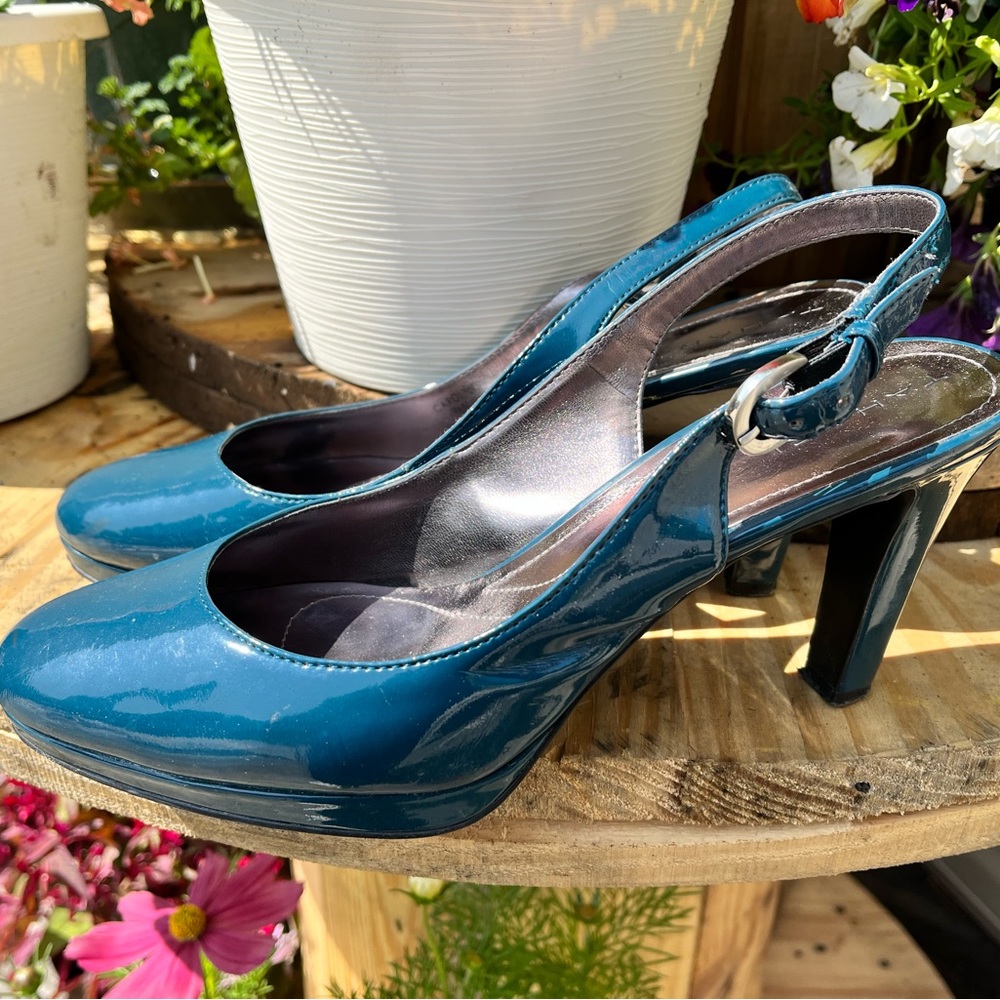 Tahari Carolyn Teal Patent Slingbacks